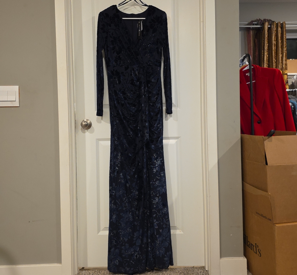 Betsy & Adam Navy Blue Long Sleeve V-Neck Evening Gown
